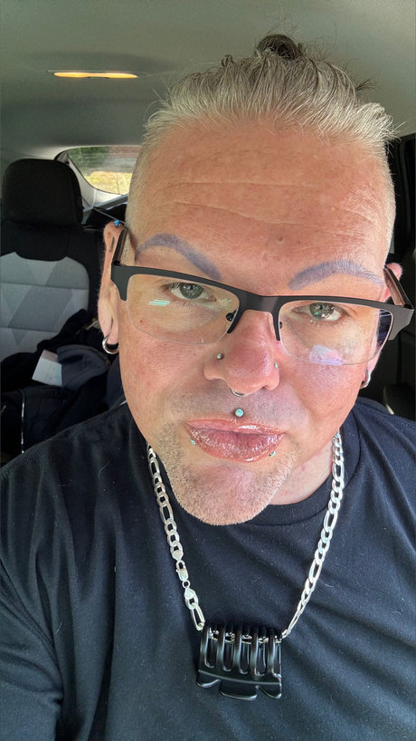 Foto desnuda filtrada de OnlyFans de Peersur