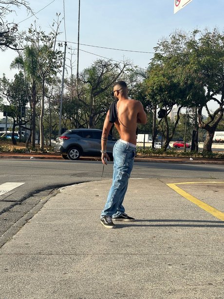 Foto desnuda filtrada de OnlyFans de Pedro Viana