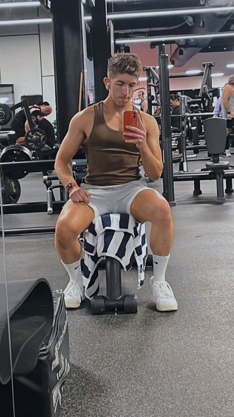 Foto desnuda filtrada de OnlyFans de Tristan  