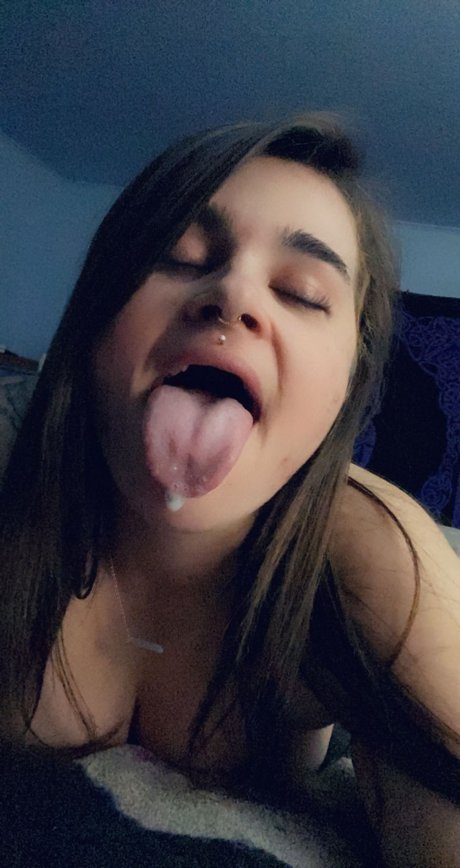 Foto desnuda filtrada de OnlyFans de Mama Peach
