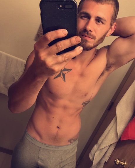 Foto desnuda filtrada de OnlyFans de Paul