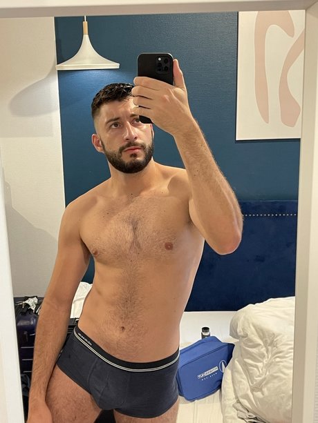 Foto desnuda filtrada de OnlyFans de Paulo Baby