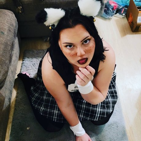 Foto desnuda filtrada de OnlyFans de April Raine
