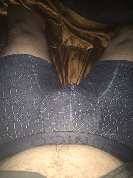 Foto desnuda filtrada de OnlyFans de Daddy Love