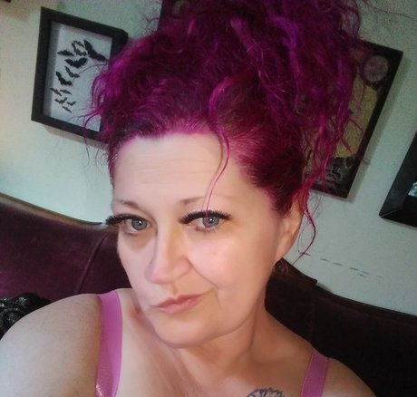 Pinki Hartless