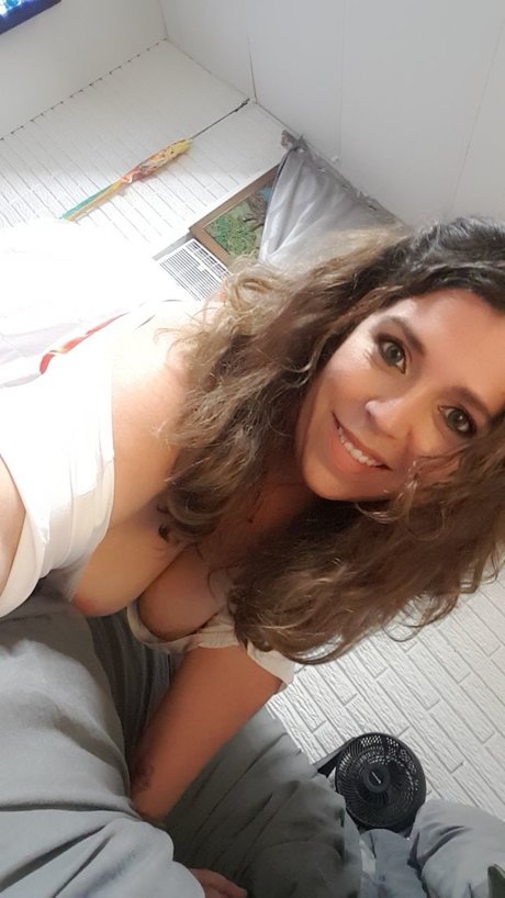 Foto desnuda filtrada de OnlyFans de Pinkie8210