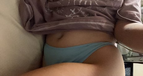 Foto desnuda filtrada de OnlyFans de L 