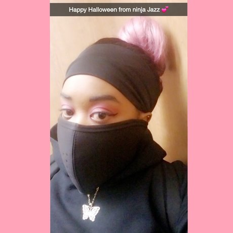 Foto desnuda filtrada de OnlyFans de Jazzie