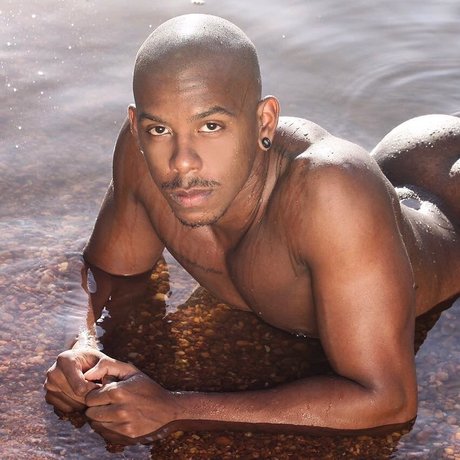 Foto desnuda filtrada de OnlyFans de Pierre Carioca Almir Charr