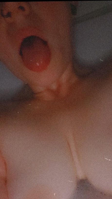 Foto desnuda filtrada de OnlyFans de Pierceddemon
