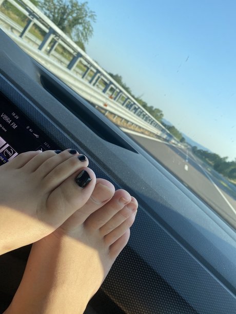 Foto desnuda filtrada de OnlyFans de Piedi Lover