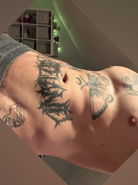 Foto desnuda filtrada de OnlyFans de Ty Laglace
