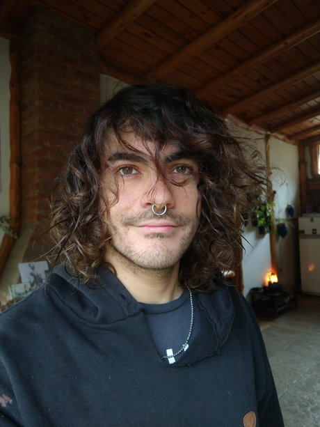 Foto desnuda filtrada de OnlyFans de emiliano