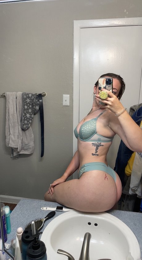 Foto desnuda filtrada de OnlyFans de Cherry Bomb