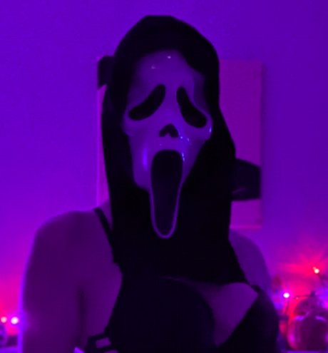 Foto desnuda filtrada de OnlyFans de Phantom Booty