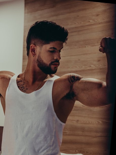 Foto desnuda filtrada de OnlyFans de Petes Evans