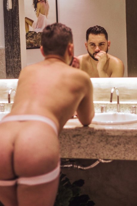 Foto desnuda filtrada de OnlyFans de Peter Ribeiro