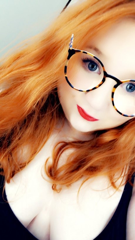 Foto desnuda filtrada de OnlyFans de Plussizered