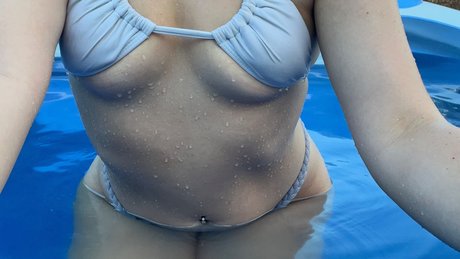 Foto desnuda filtrada de OnlyFans de Baby Chey