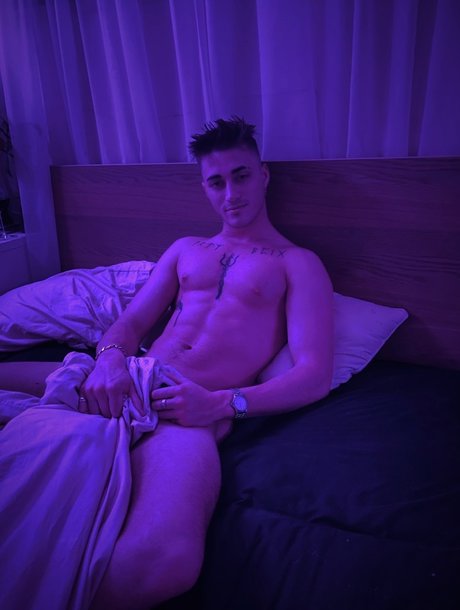 Foto desnuda filtrada de OnlyFans de  Playboij Free 