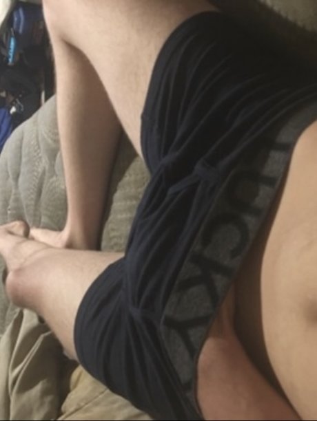 Foto desnuda filtrada de OnlyFans de Daemon720