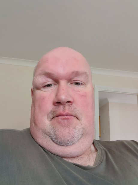 Foto desnuda filtrada de OnlyFans de Robert Nathan Colin Bland