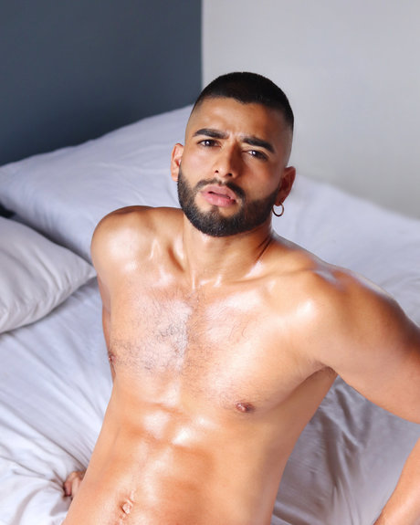 Foto desnuda filtrada de OnlyFans de Cristhian Bayona