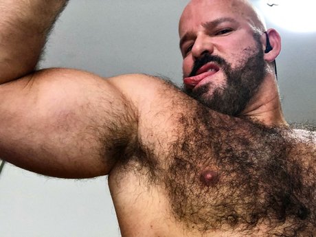 Foto desnuda filtrada de OnlyFans de Choloso
