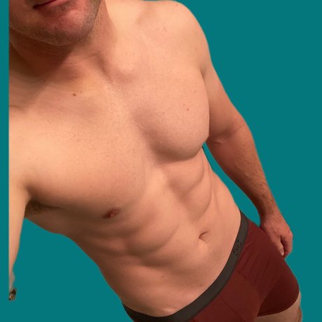 Foto desnuda filtrada de OnlyFans de Travis W  Free