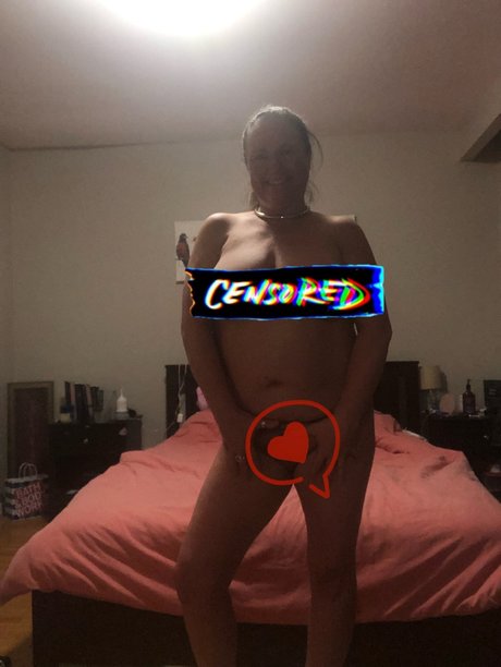Foto desnuda filtrada de OnlyFans de Angela