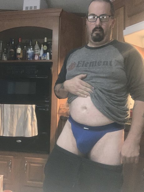 Foto desnuda filtrada de OnlyFans de Aaron