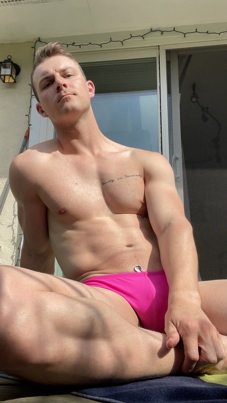 Foto desnuda filtrada de OnlyFans de Corey