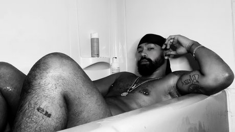 Foto desnuda filtrada de OnlyFans de Sebastian King