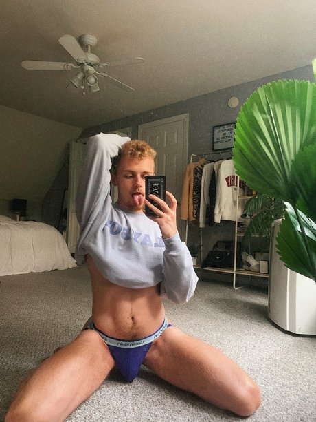 Foto desnuda filtrada de OnlyFans de Cj
