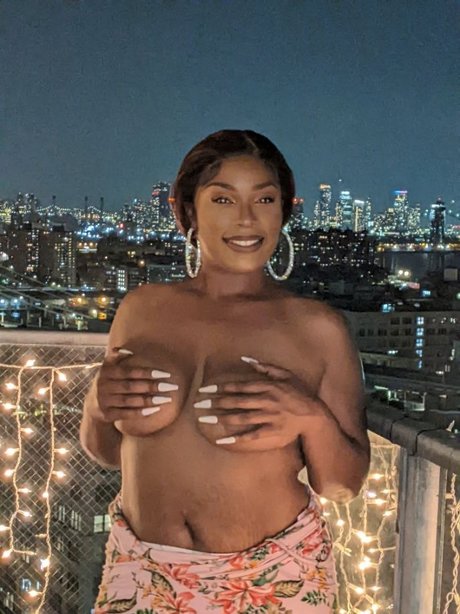 Foto desnuda filtrada de OnlyFans de Prettyjordank