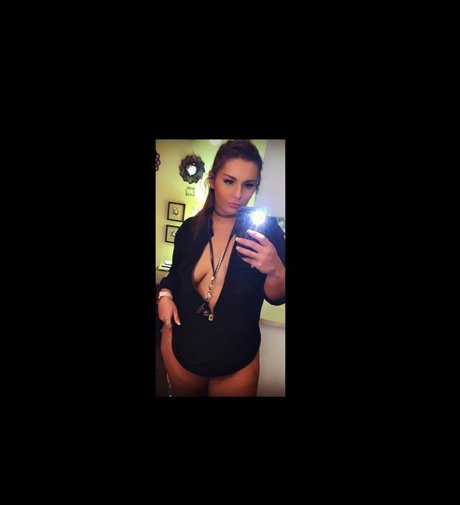 Foto desnuda filtrada de OnlyFans de Danielleymkay