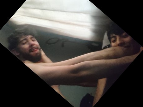 Foto desnuda filtrada de OnlyFans de Daniel Y David