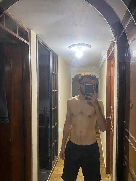Foto desnuda filtrada de OnlyFans de Dan
