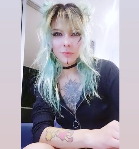 Chloe