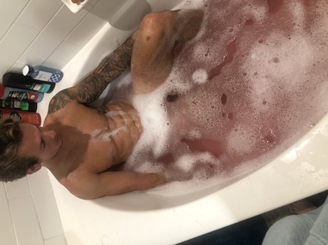 Foto desnuda filtrada de OnlyFans de Connor Hart