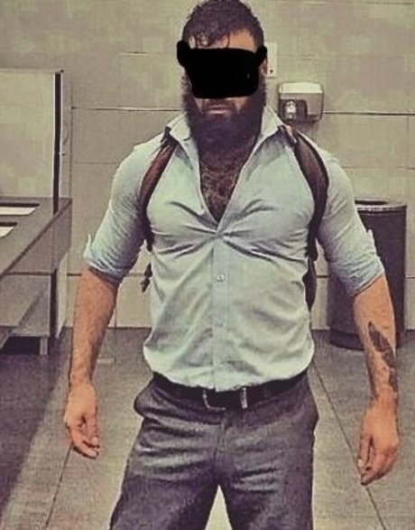Latino Peludo