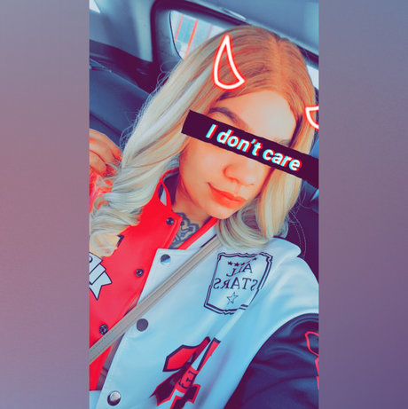 Foto desnuda filtrada de OnlyFans de Royalteaa
