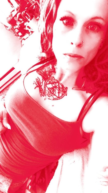 Foto desnuda filtrada de OnlyFans de Daddies Girl