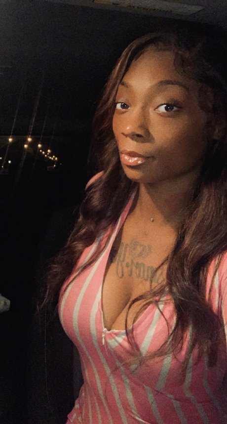Foto desnuda filtrada de OnlyFans de Pnasty