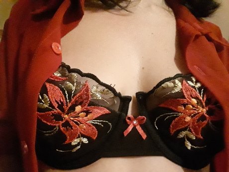 Foto desnuda filtrada de OnlyFans de Hilda Furaco