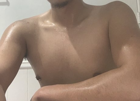 Foto desnuda filtrada de OnlyFans de Cristian Rivera