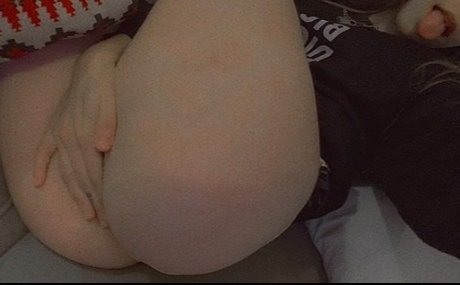 Foto desnuda filtrada de OnlyFans de Iris