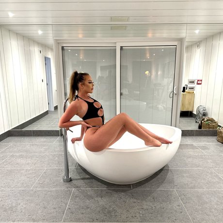 Foto desnuda filtrada de OnlyFans de P 
