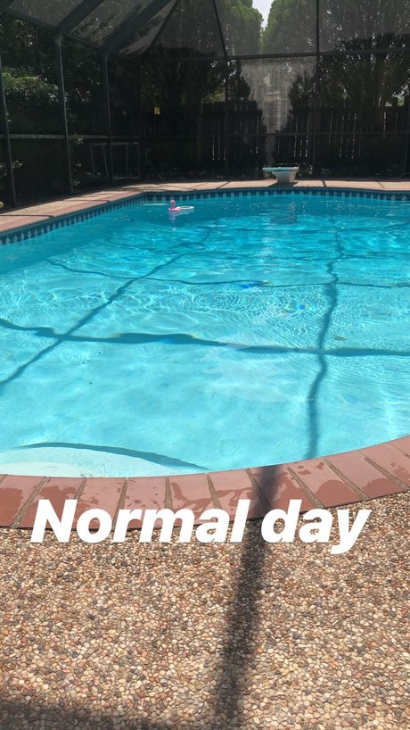 Foto desnuda filtrada de OnlyFans de Poolguy1