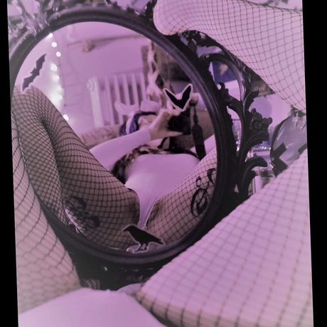 Foto desnuda filtrada de OnlyFans de Pooche Kush